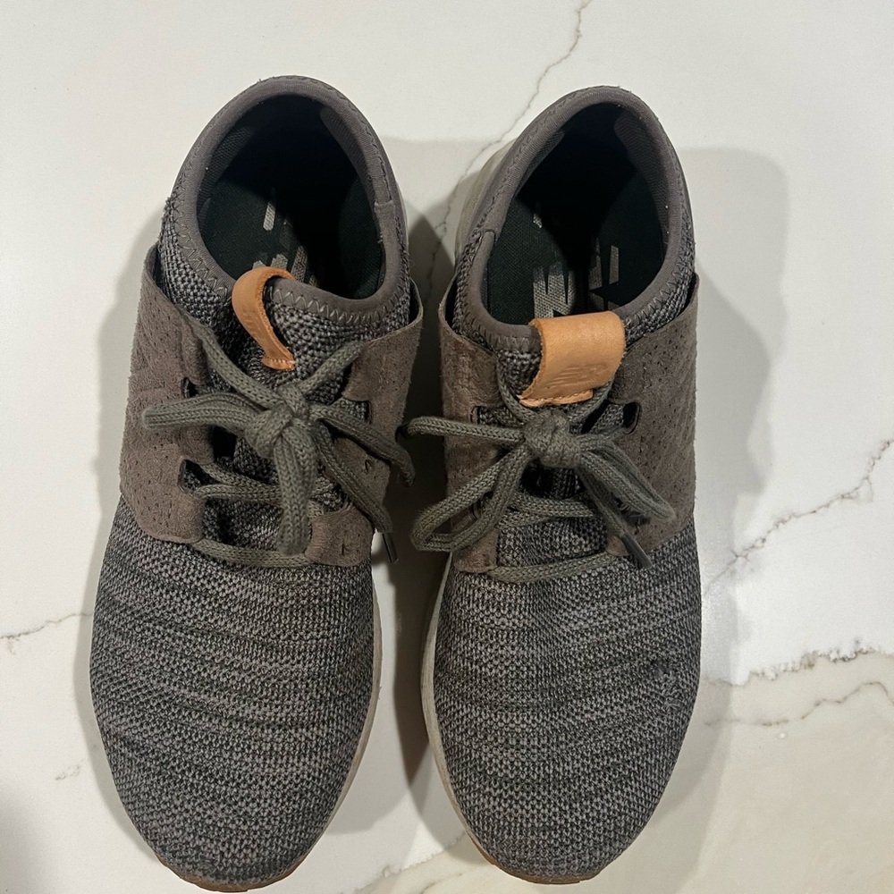 New Balance Runners - Picture 4 of 7